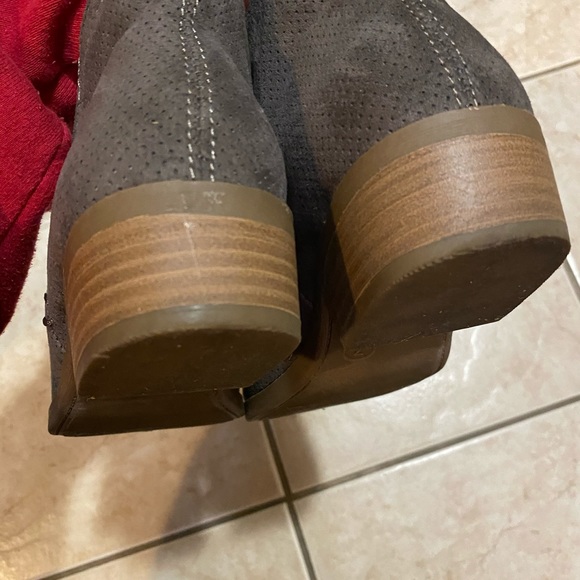 Booties - Picture 5 of 6